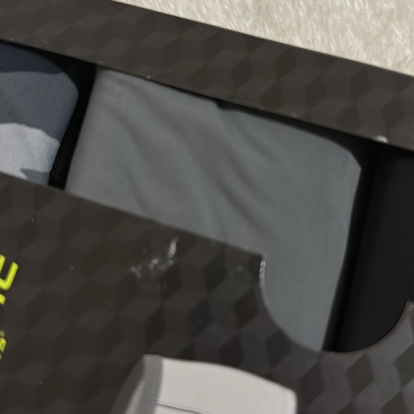 Athletic Works 3 Pack Men Boxer Briefs
3 colors
See photos for more info - Picture 6 of 7